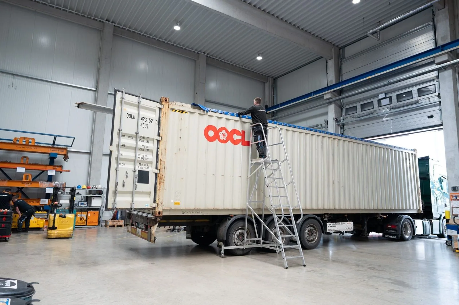Lieferung & Installation